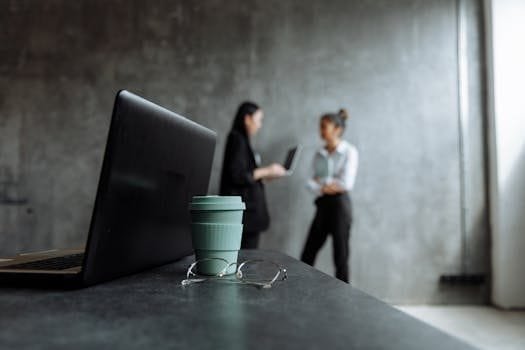 Infoproductos: tipos, ventajas y cómo crearlos en 2024